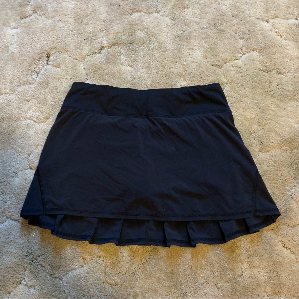 Lululemon pace setter skirt